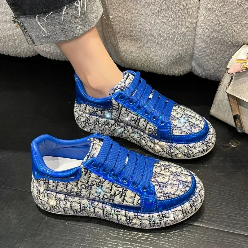 Damskie buty na co dzień ze strasami ręcznie robione diamentowe inkrustowane modne buty deskorolkowe Trend wszechstronne buty sportowe na grubej