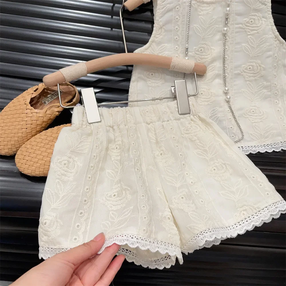 Flower Embroidery Summer Girls Sets Sleeveless Lace Vest + Shorts Outfits 3-7 Years Round Neck Kids Clothes