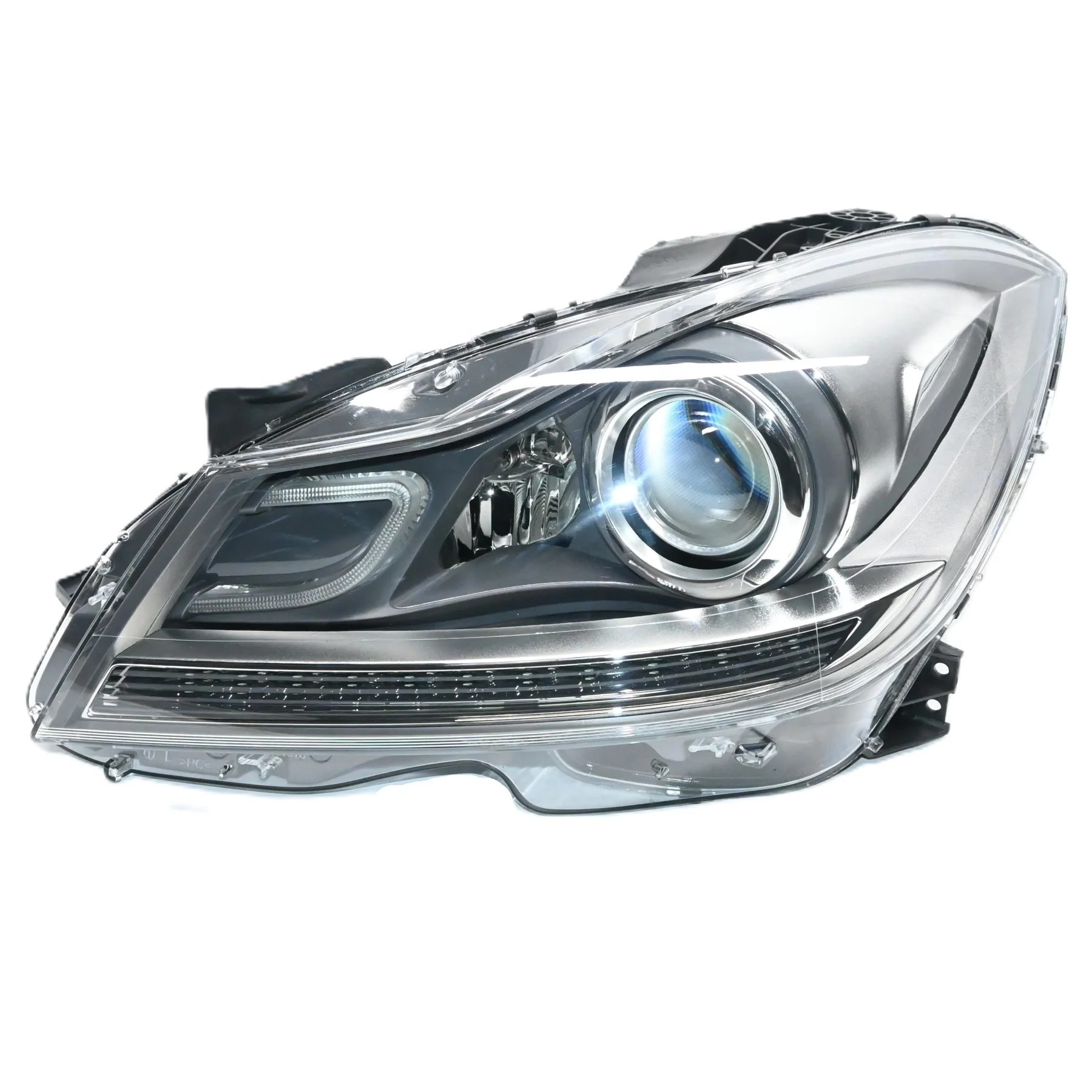 

OEM A2048204439 A2048204339 Original W204 Headlight 2011-2014 W204 Xenon Headlight Headlamp for Bz C CLASS C200 C300