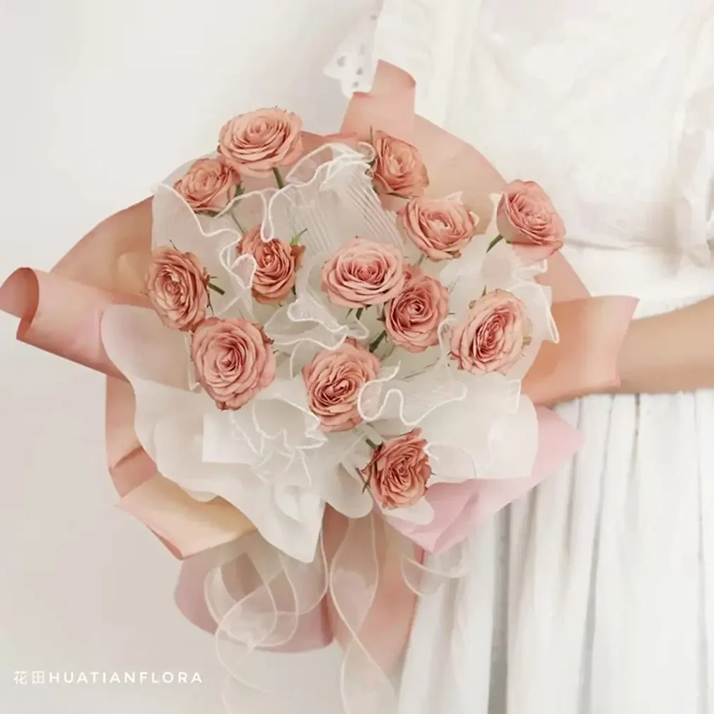 Perlenbesetztes Blumenstrauß-Geschenkpapier, Mesh-Blumen-Geschenkpapier, Blumenstrauß-Geschenkpapier, faltiges Wellengeflecht, Valentinstag