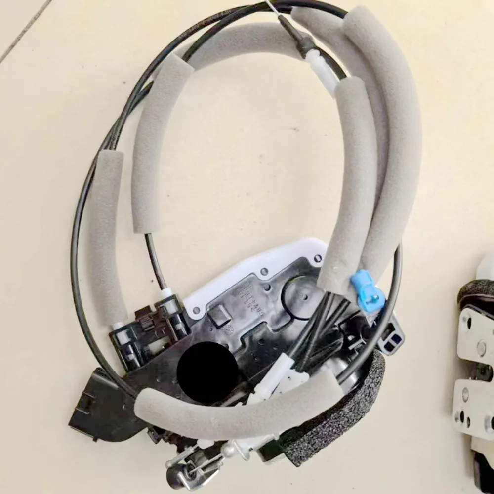 

For 2016-2019 Renault KOLEOS Kadjar Door Lock Device 1pcs