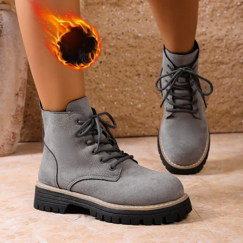 الخريف والشتاء سميكة القاع أحذية ركوب الخيل منصة مقاومة للماء جلد أحذية نسائية الموضة أخضر أسود حجم كبير 42 43