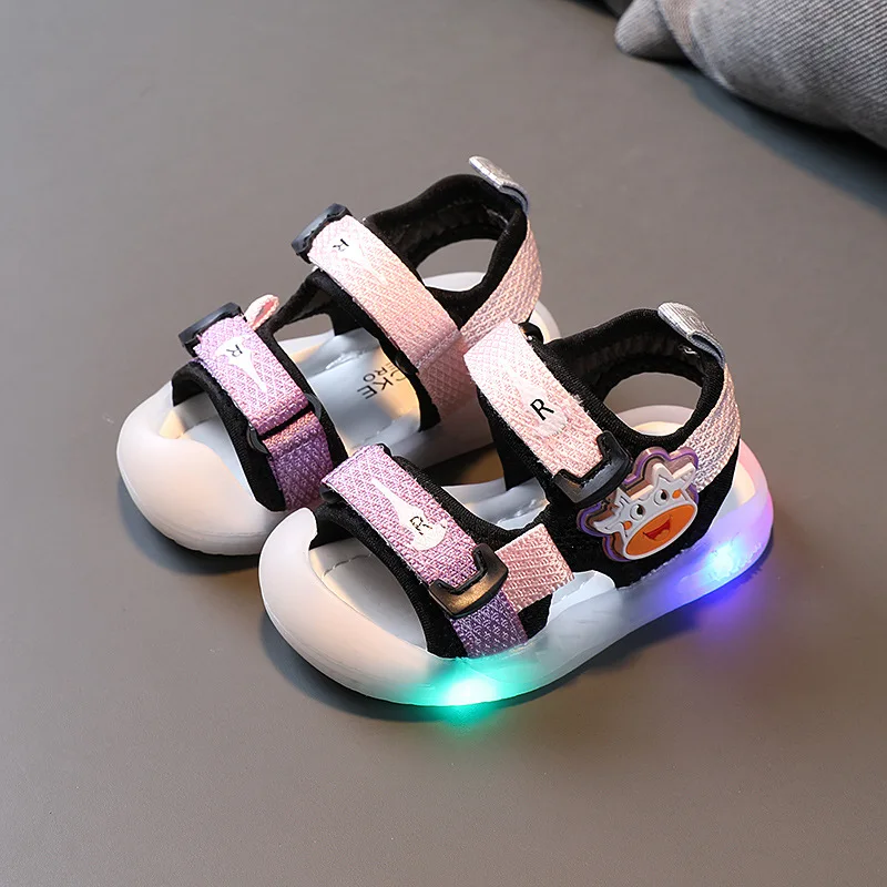 Kids LED Sandals Boys Girls 2023 Summer New Children Cartoon Luminous Light Up Baby Shoes Fashion Sport Soft Bottom Beach Shoes