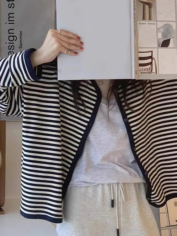 ストライプニットカジュアルロングスリーブレディースカーディガンファッショナブル通勤スレ韓国版エイジルレジャーアウターウェア