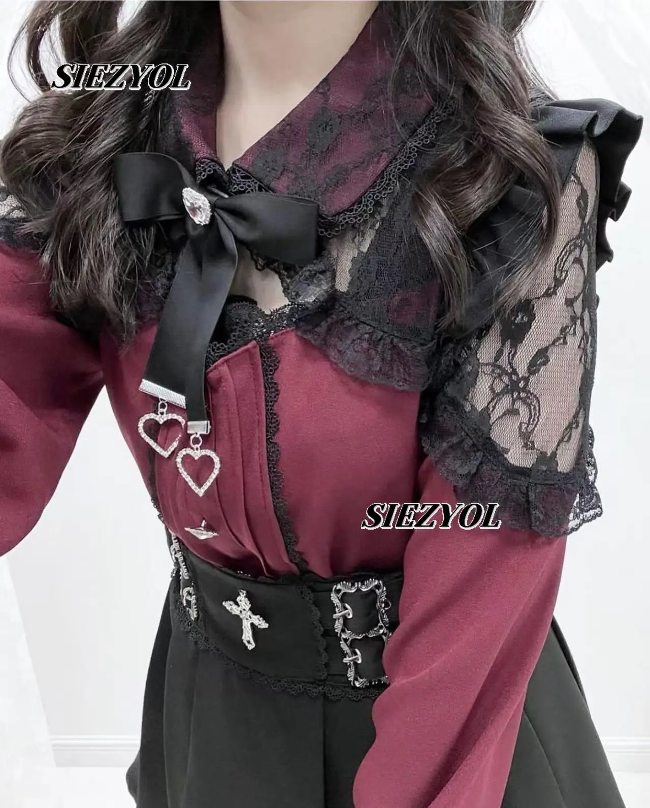New Arrival Sweet Japanese Style Lace Patchwork Lolita Shirt Exquisite Heavy Industry Diamond Button Bows Long Sleeves Tops
