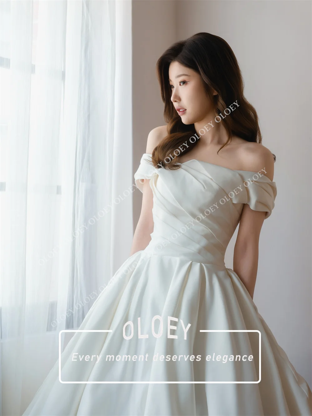 OLOEY Elegant Off The Shoulder Satin Wedding Dress A Line Short Sleeves Pleated Bridal Gown Korea Photo Shoot Customized
