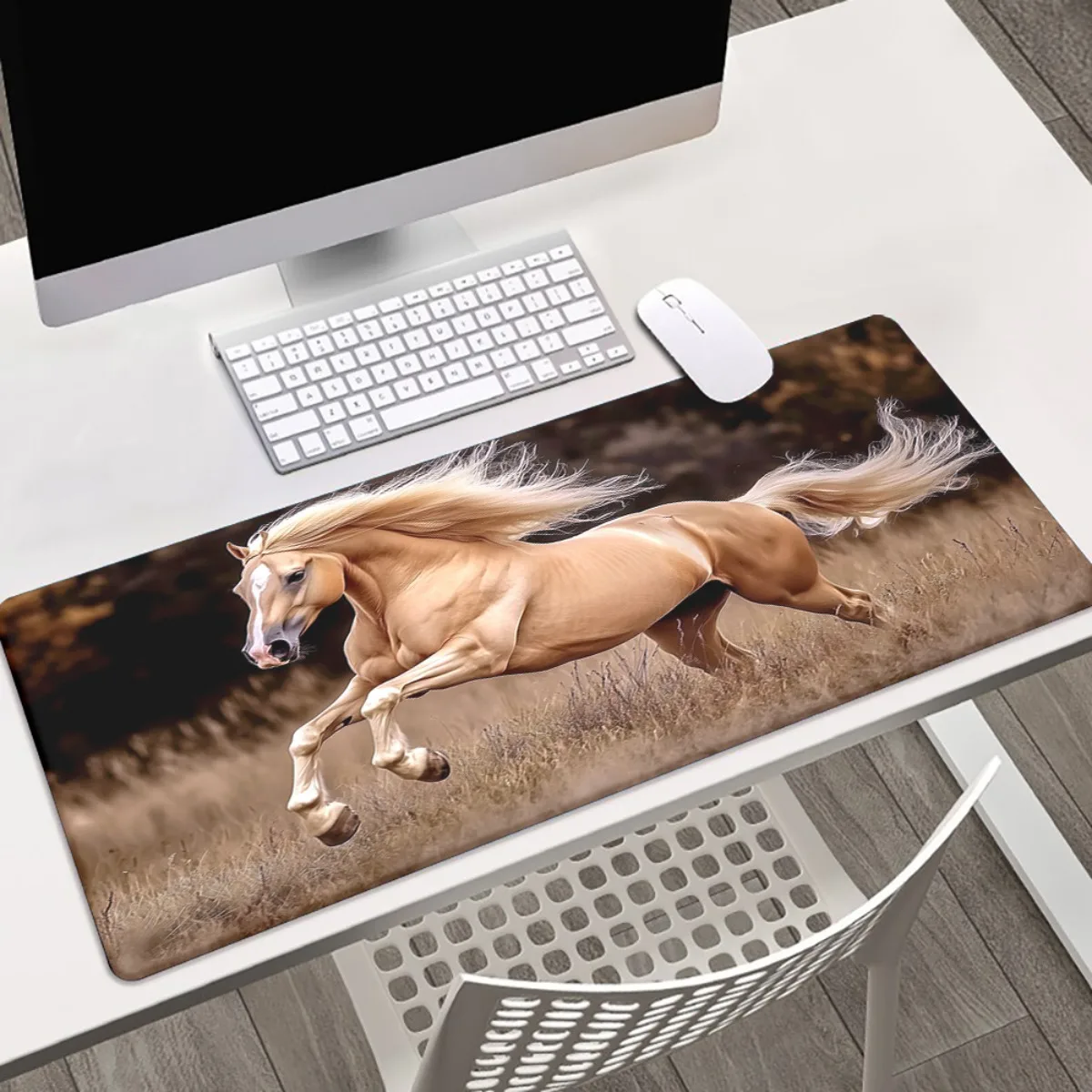 

Brown horse game mousepad is made of anti-slip rubber can be cleaned. It is suitable for equestrian-themed office PC accessories