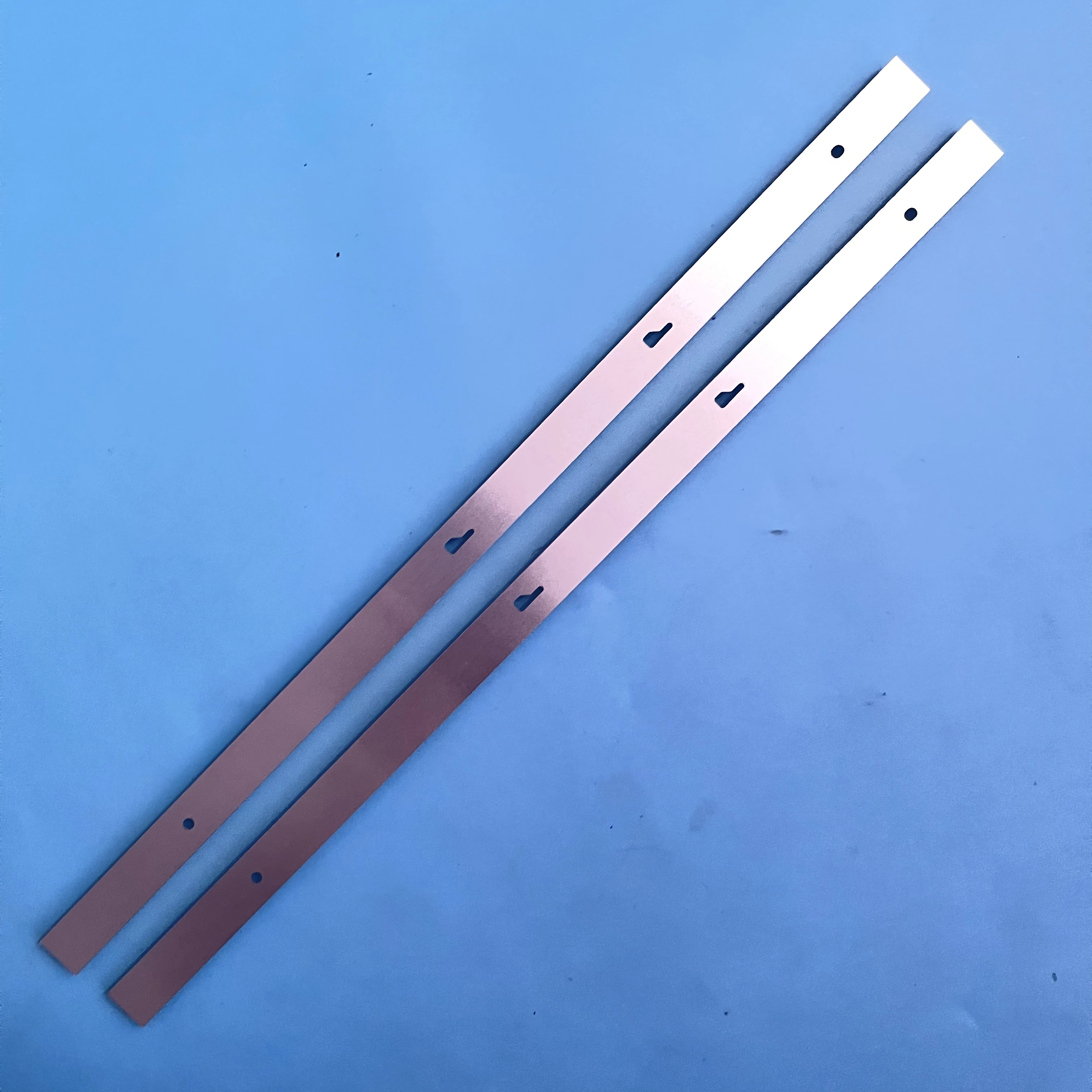 Striscia di retroilluminazione a LED T24D16DH-02B T24D16DH-02B T24E20DH-01W T24RTE1020 T24RTE1021 TCL-240D-2X4 1028 4C-LB240T-DL1