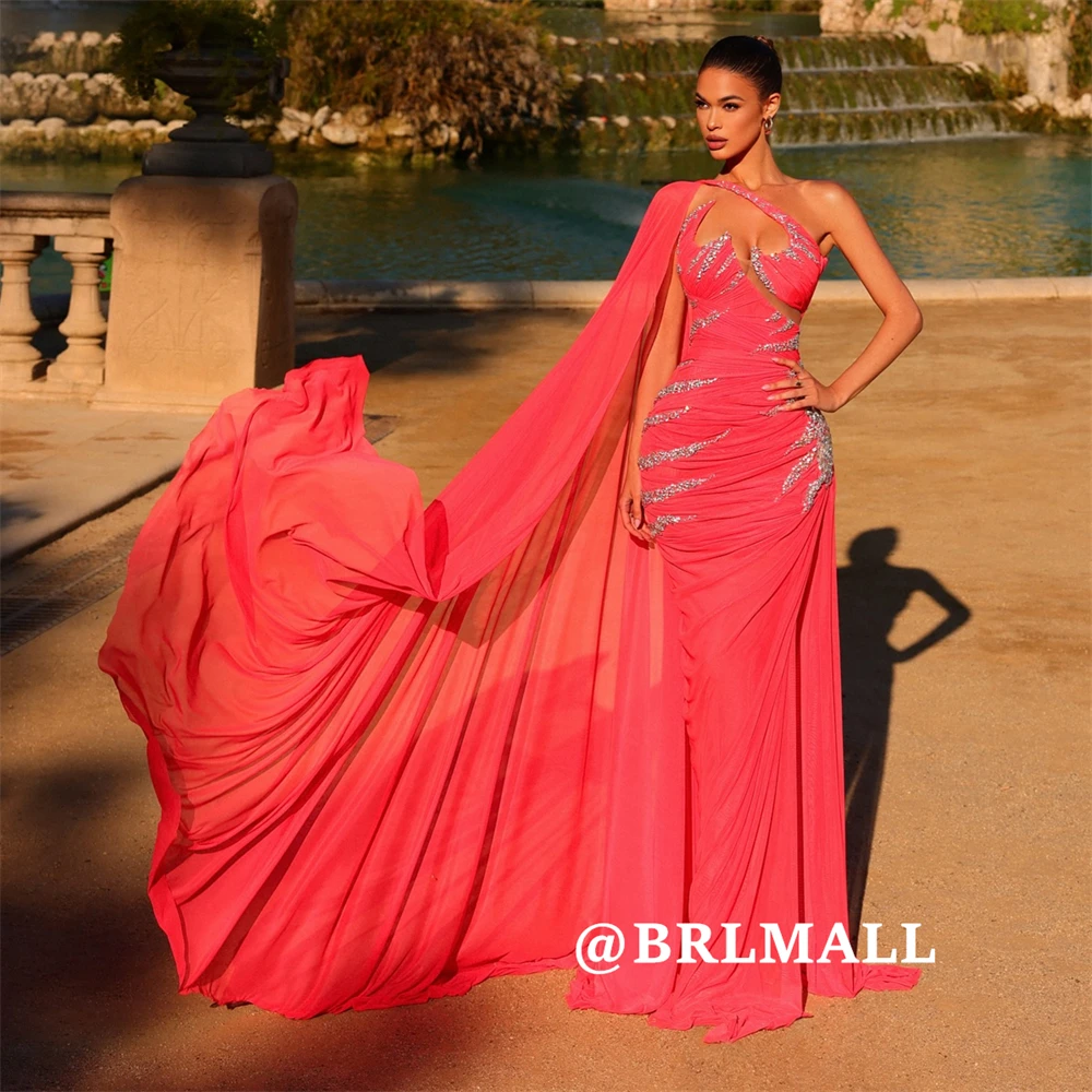 

Chic Pleat Chiffon Crystals Evening Dress Flowy Wedding Party Gowns Customized With Side Cape Gorgeous Straight Formal Events