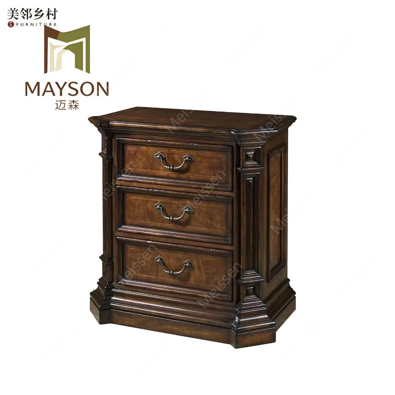 Exquisite and pure American solid wood bedside table European retro bedside three-draw chest, bedroom lamp cabinet
