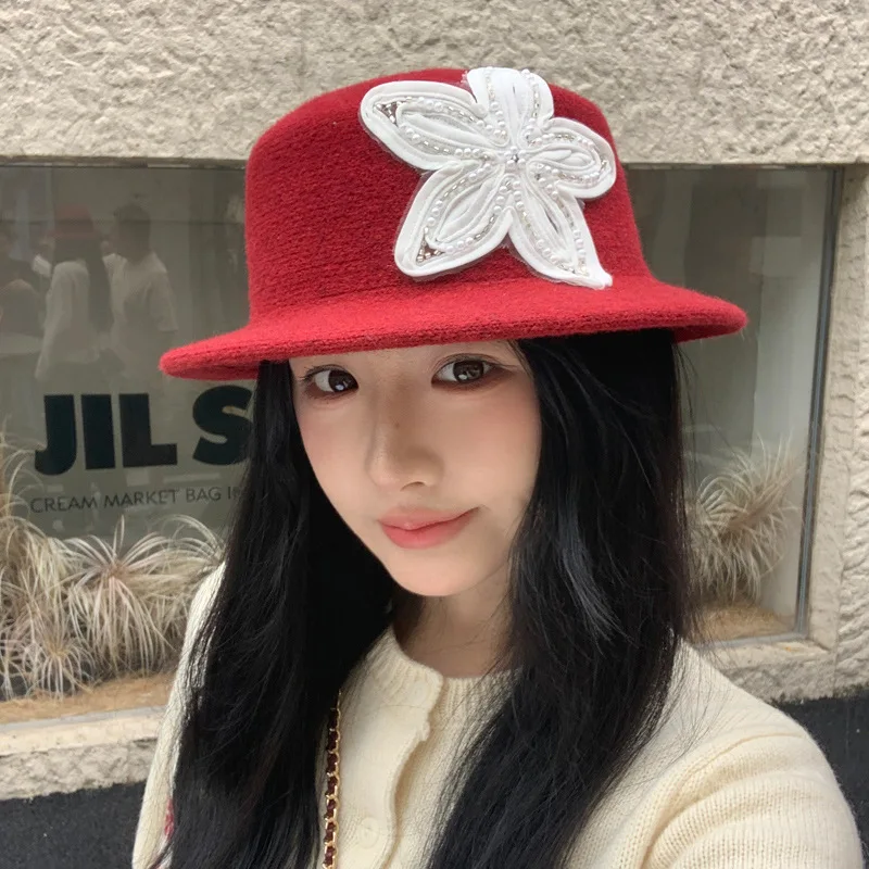 For Vintage-Accentuated Felt Hat for Women Including Beaded Floral Motif and Flexible Inner Drawstring Adjustment