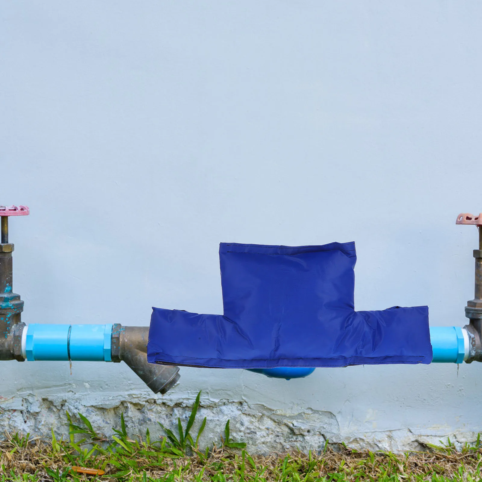 

1pc Water Meter Insulation Cover Thickened Waterproof Freeze Proof Outdoor Pipe Protection For Winter Use Insulated Water Meter