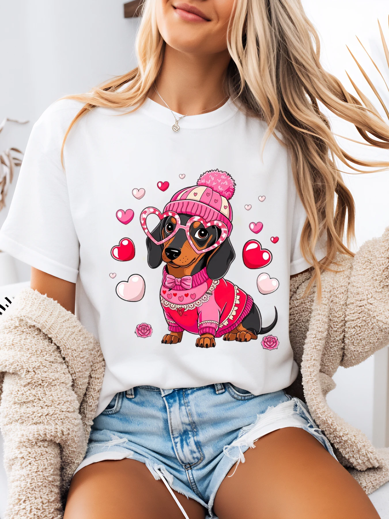 Camiseta del Día de San Valentín con perro salchicha con corazones y sombrero, ropa informal para mujer, color blanco, talla grande