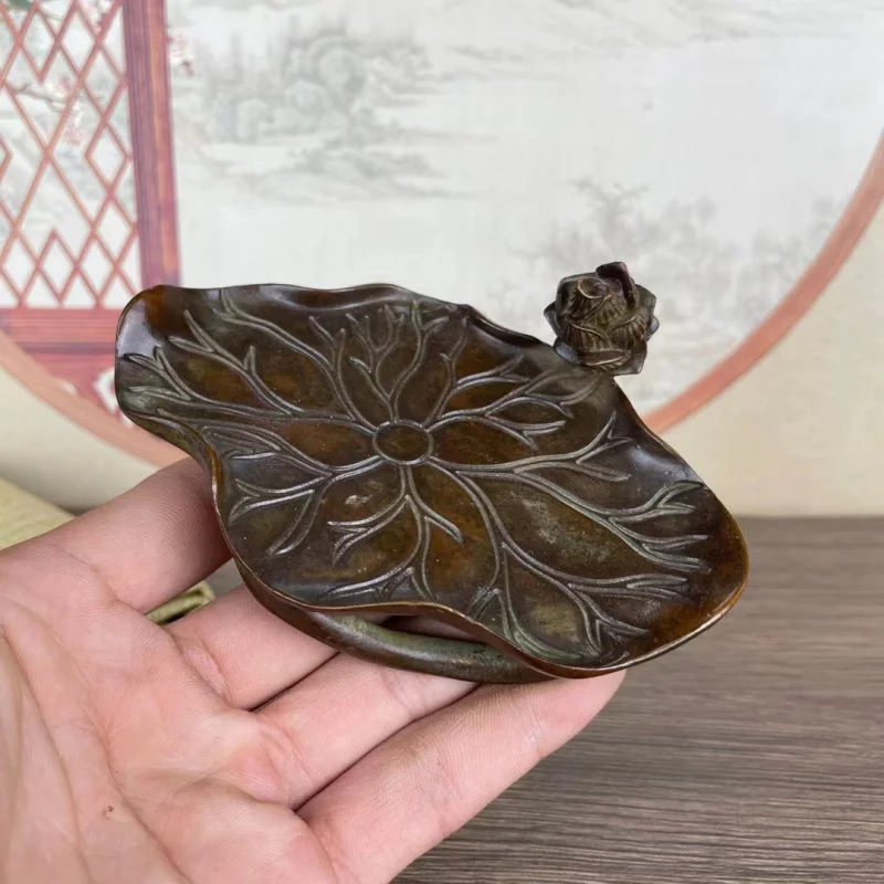 

Vintage Zen-Inspired Brass Incense Holder for Tea Ceremony, Lotus Leaf Decorative Craft Ornament