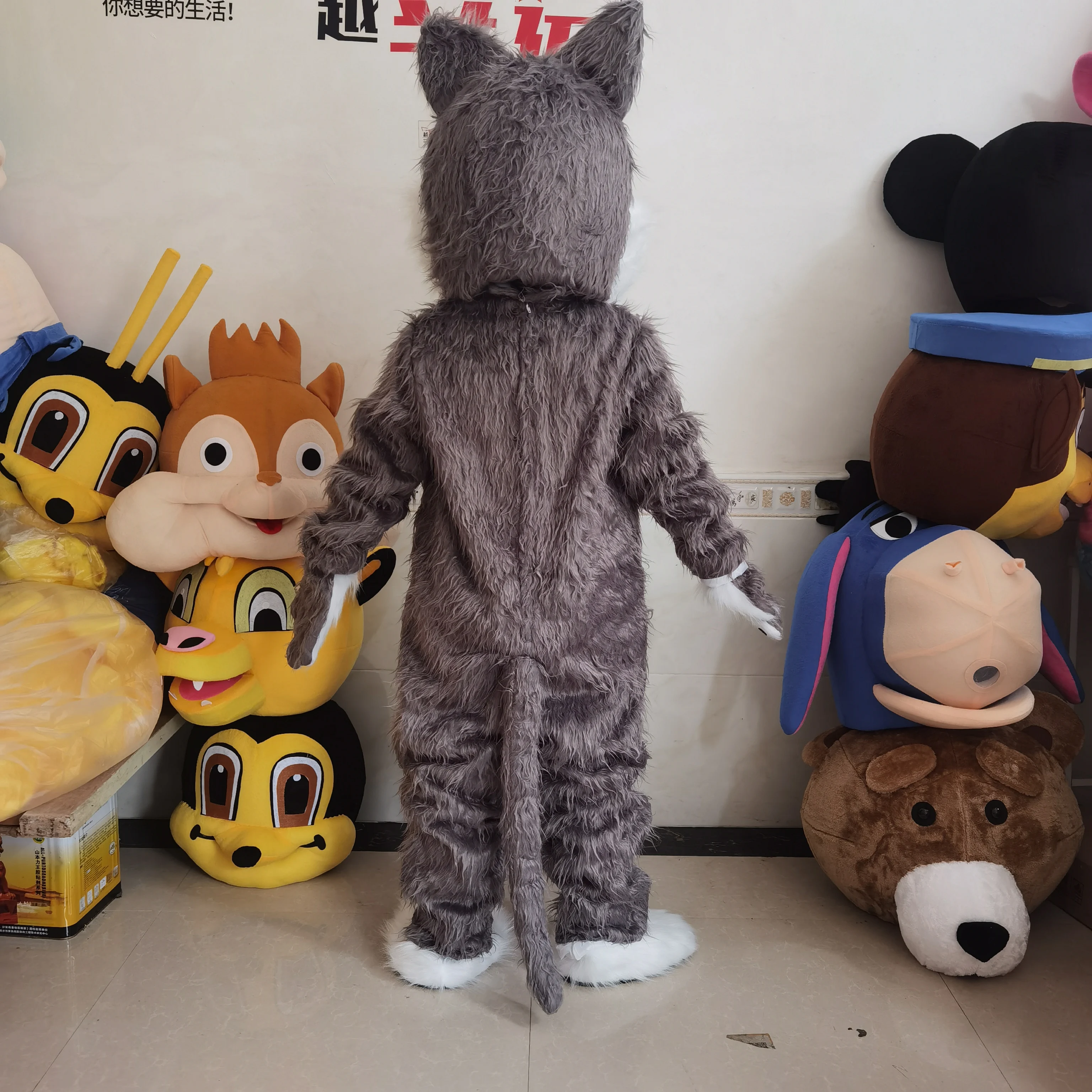 Cosplay Grijze Wolf Husky Hond Wolf Mascotte Kostuum Fox Anime Cartoon Pop Halloween Carnaval Performance Kostuum Pak