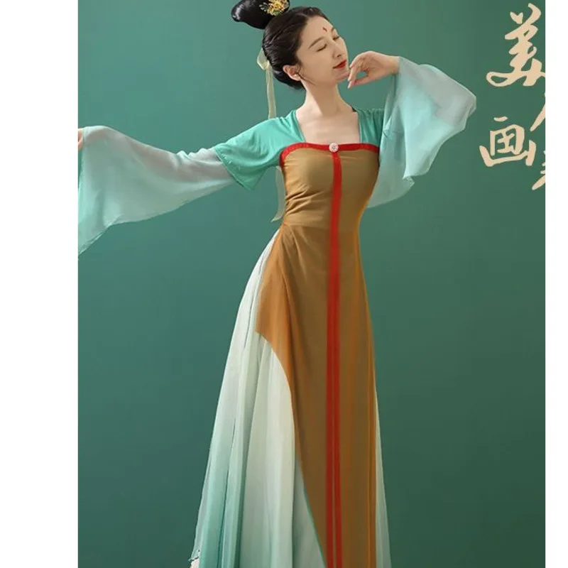 Classical Dance Costume for Women Han and Tang Dynasty Chinese Style Stage Outfit Showcasing an Elegant and Long Mesh Dress