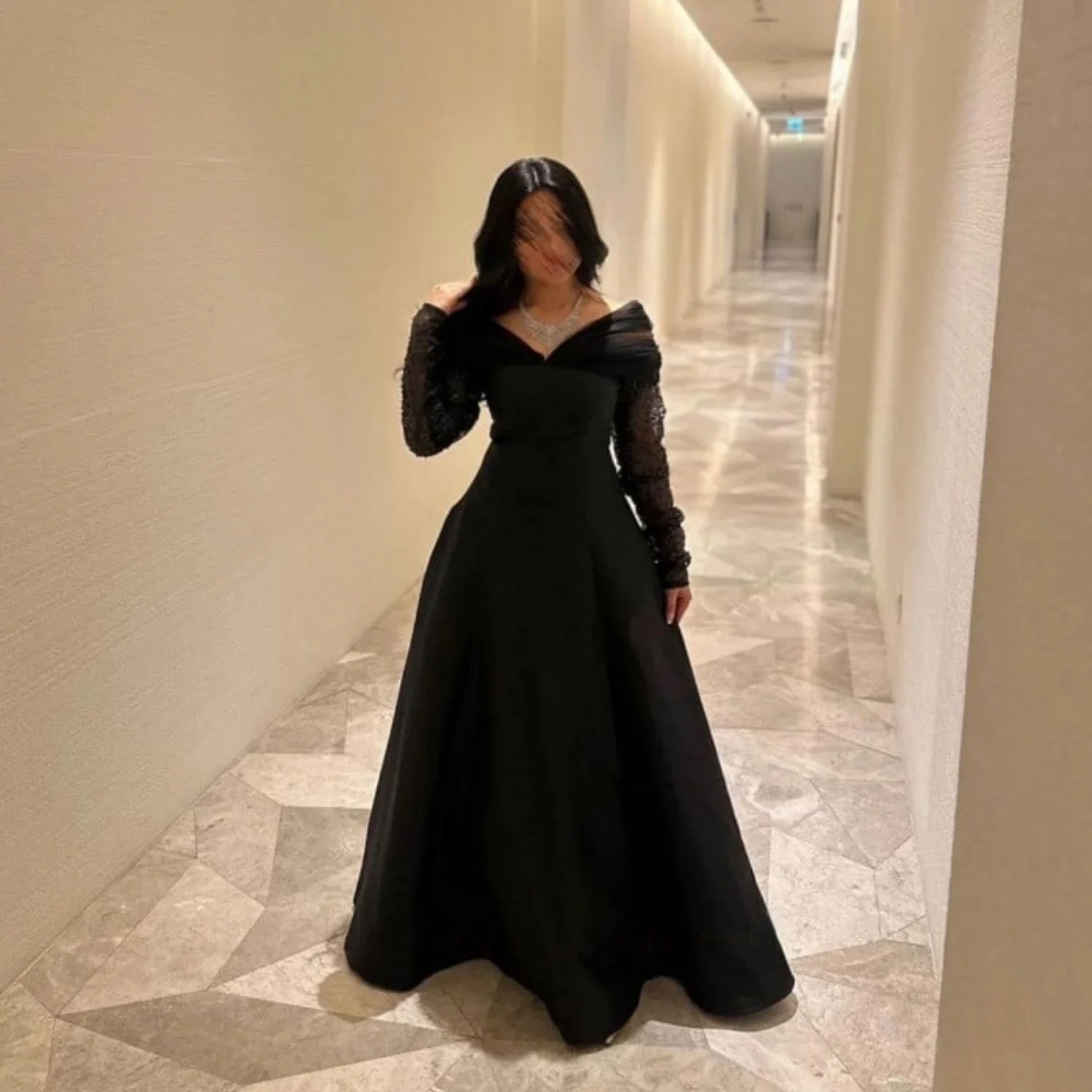 

Black Long Sleeves Bespoke Occasion Gown Evening Dresses Pastrol Unisex Jersey Retro Dubai Saudi Arabic Israel Prom Customized