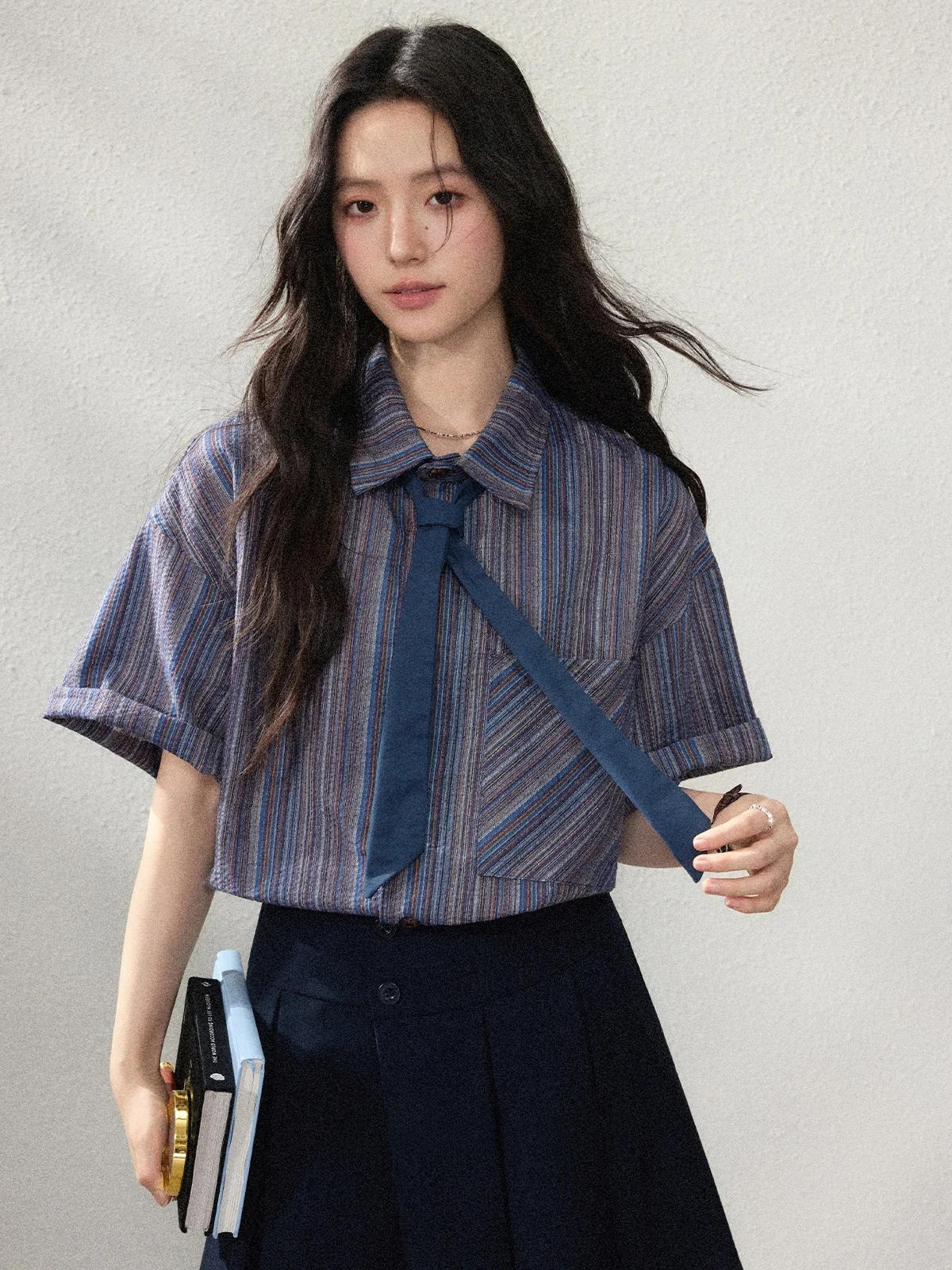 

Летняя женская полосатая рубашка с коротким рукавом 2026 года, свободный крой, в университетском стиле, модная, повседневная, дышащая, комфортная