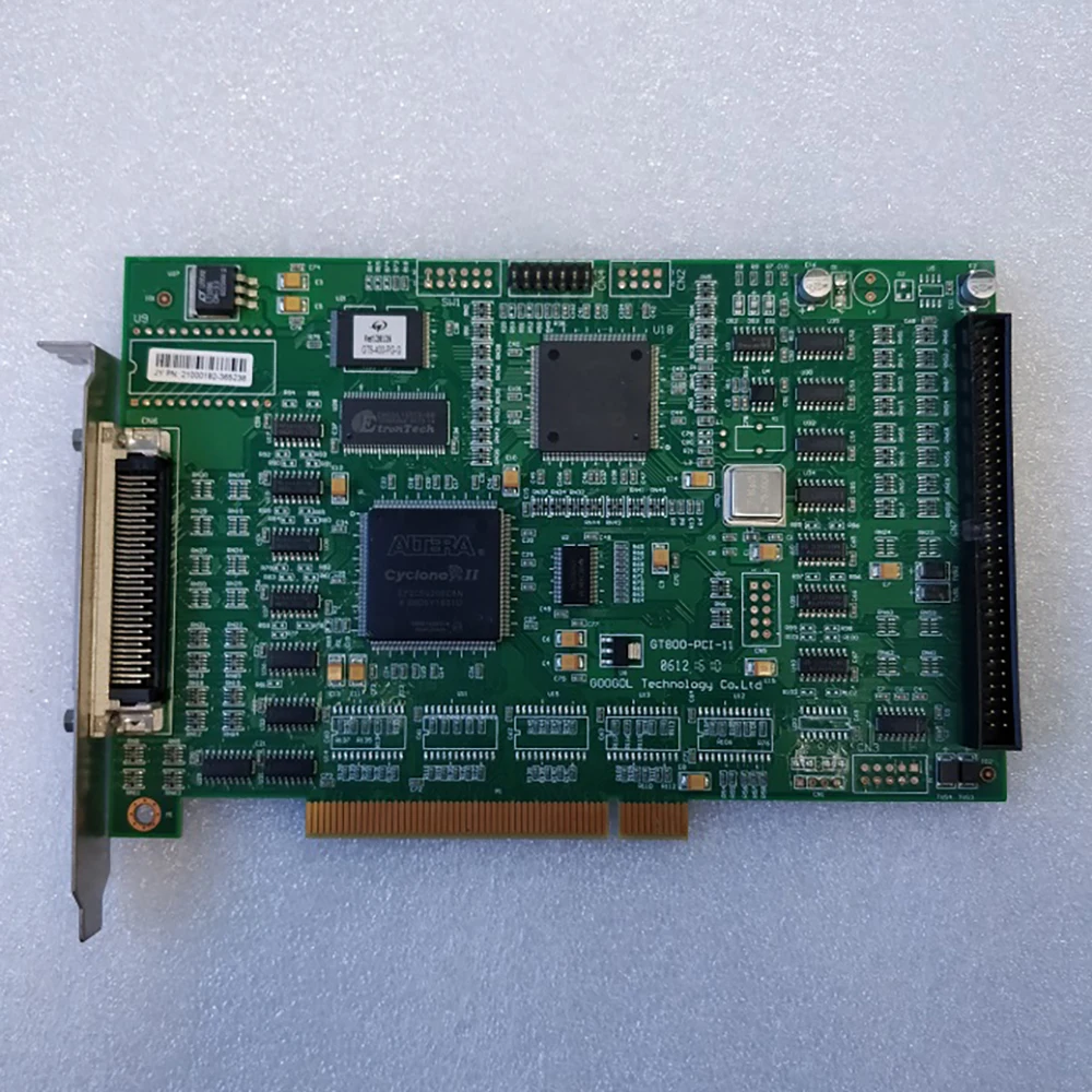 การ์ดควบคุมการเคลื่อนไหว 8 แกน GT2-800-ACC2-V2.0 3.0-G GTS-800-PG-G