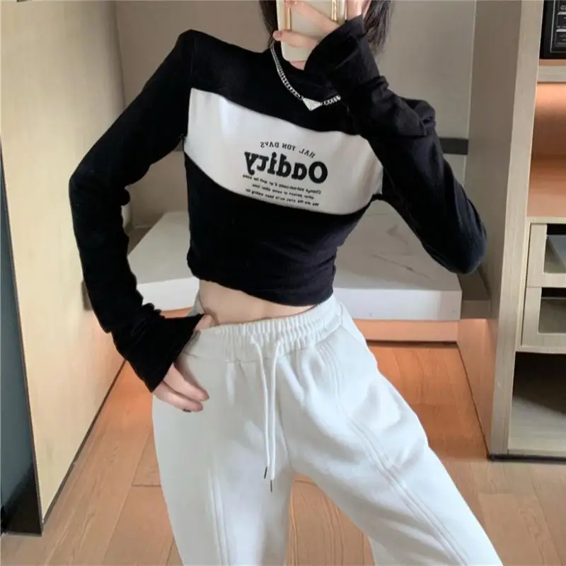 Women's Autumnwinter New Fashion High Neck Letter Splicing Casual and Versatile Long Sleeved Slim Fit Plush Thick T-shirt Tops