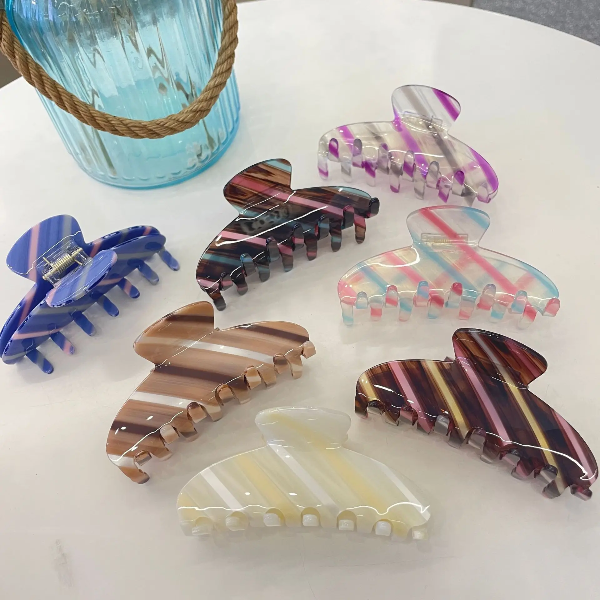 nova-presilha-de-cabelo-grande-em-acetato-com-listras-coloridas-estilo-dente-de-tubarao-acessorio-de-cabelo-elegante-para-m