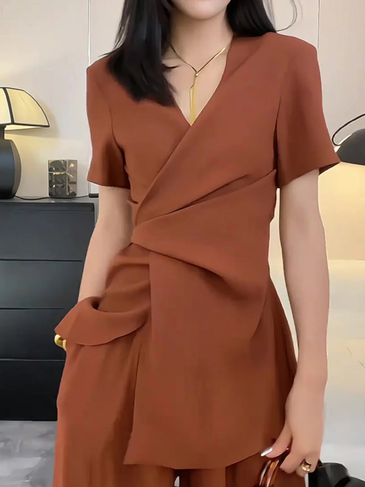 

Ele V-Ne Slimming irt Commute Sle Korean Version ort Sve Regular Fit Summer New Arrival Women's Top