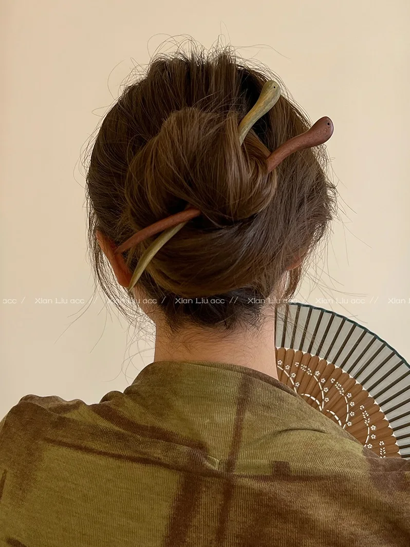 1pc New Chinese Style Sandalwood Hair Stick Minimalist Elegant Updo Hairpin for Hanfu Cheongsam 2026 New Hair Accessory
