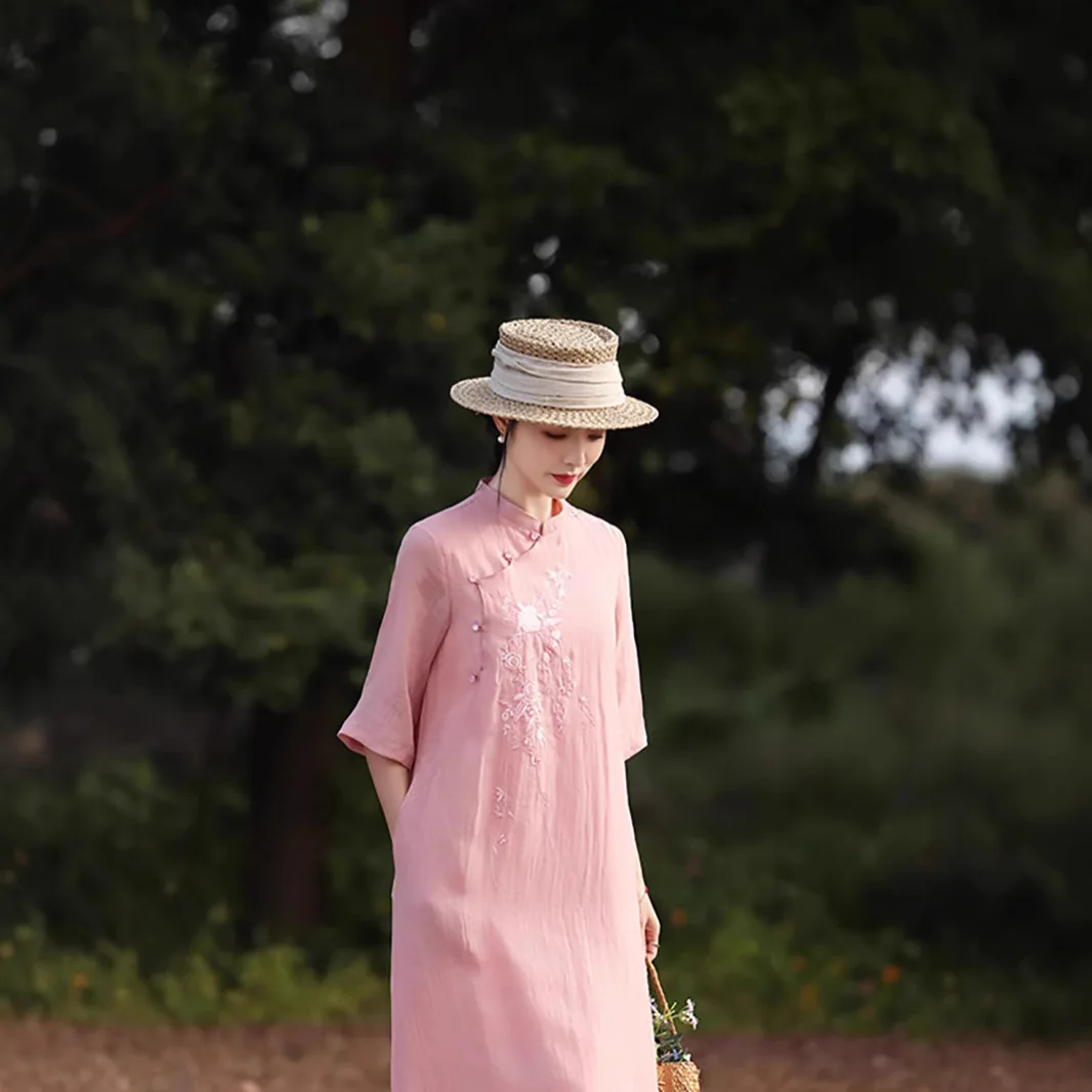 

Ramie dress embroidery five-quarter sleeve stand-up collar buckle improved cheongsam fashion casual versatile simple temperament