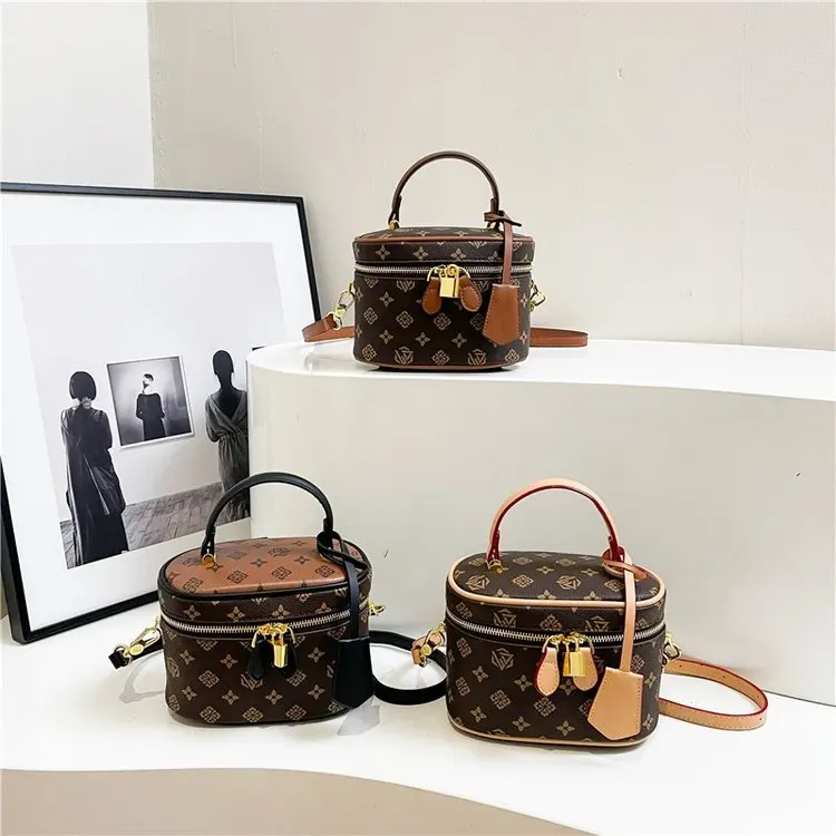 

Простые винтажные шикарные сумки для подгузников для женщин, классическая дизайнерская сумка через плечо, кожаная сумка большой вместимости, модная элегантная сумка для поездок на работу.