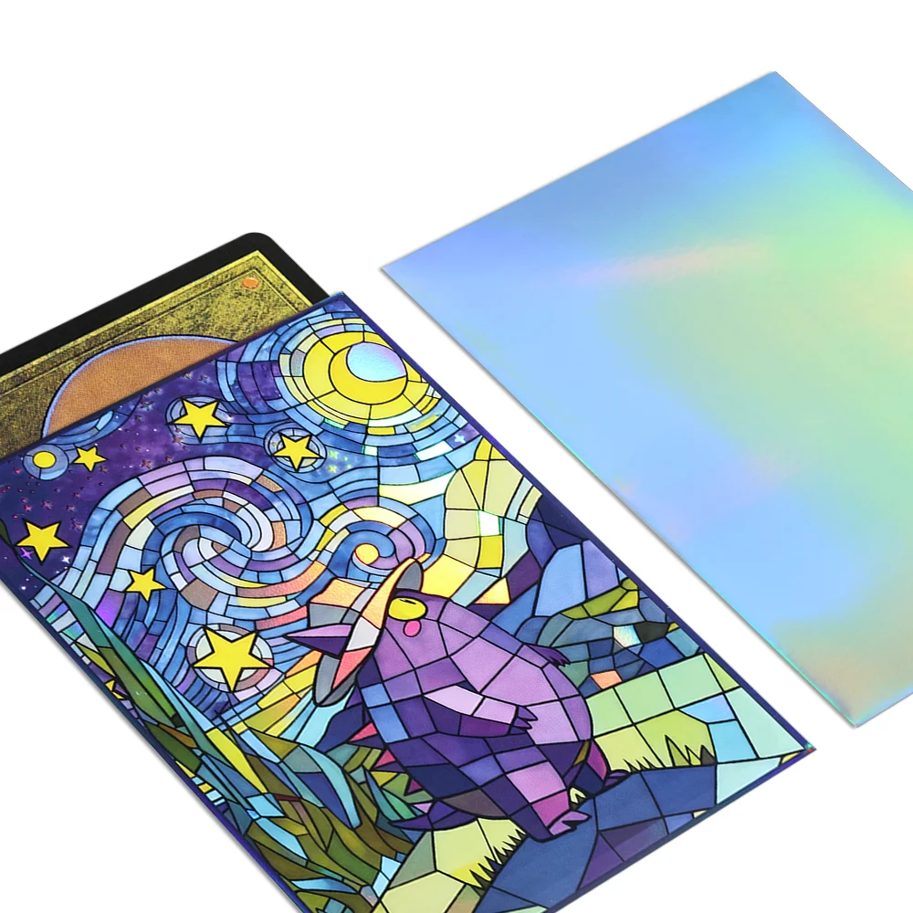 60 Stück 66x91mm Holographische Glas-Effekt Laser-Kartenhüllen Glänzende Spielkarten-Schutzhüllen für PKM/PTCG/TCG Spielkarten – Detail 10