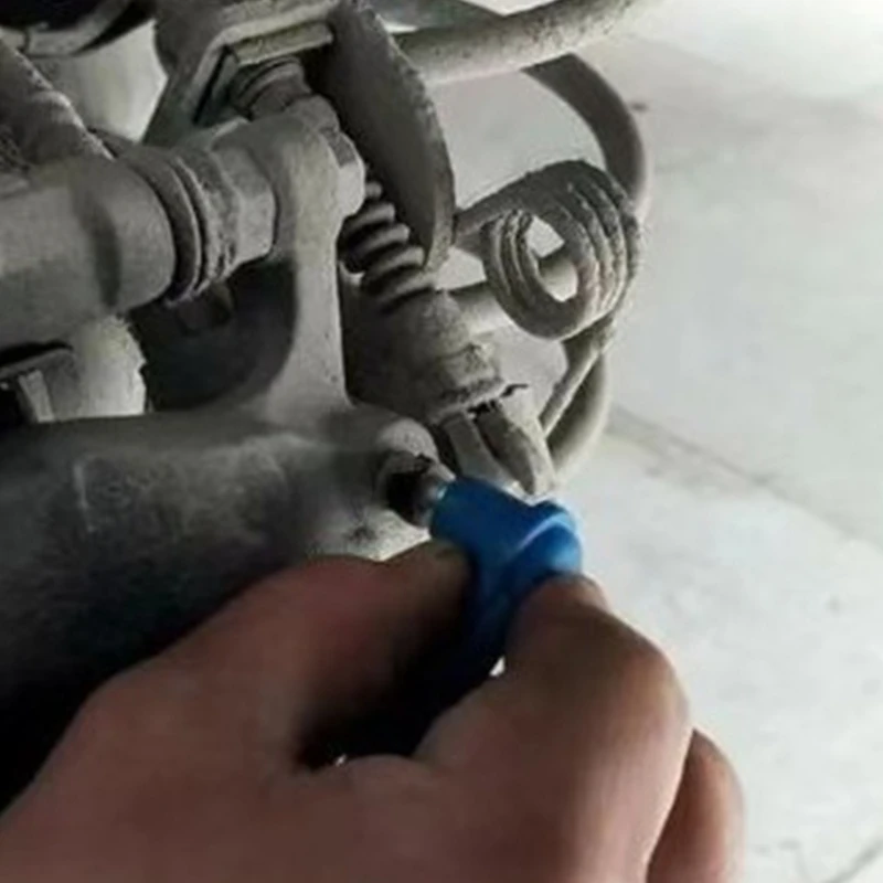 車用ブレーキ液ブリーダー交換アダプターコネクター 5個パック 漏れ防止設計で一人でも操作可能