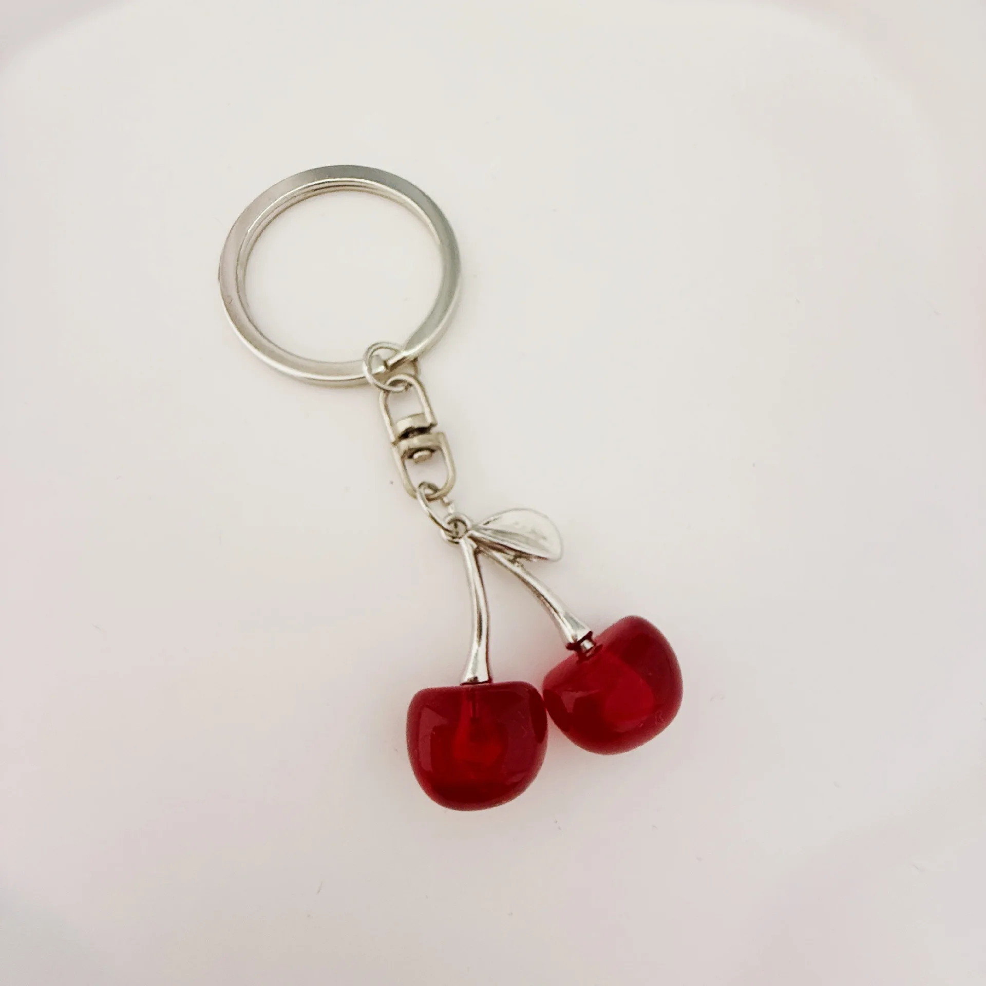 Jewelry Simulation Cherry Keychain Fruit Creative Design Sense Pendant Keyring Cute Bag Accessories Car Key Ring Exquisite Gift