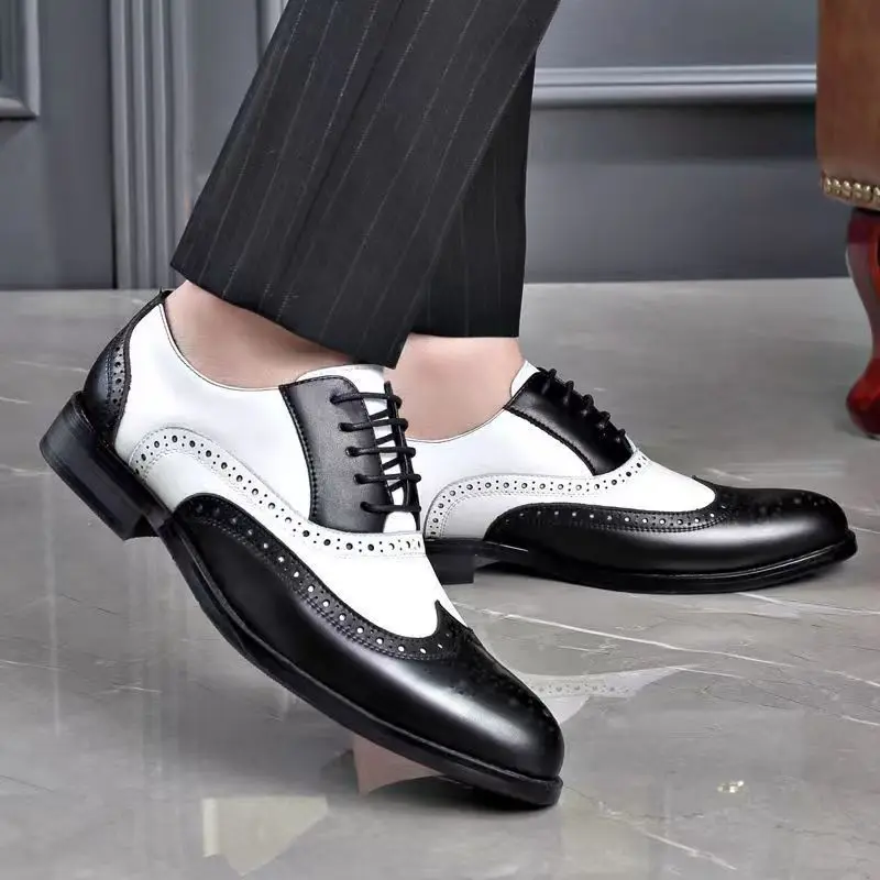 Luxury Men Brogue Shoes High Quality Lace-Up Dress Shoes for Men All Match Oxford Shoe Fashion Point Toe Men Party Wedding Shoes