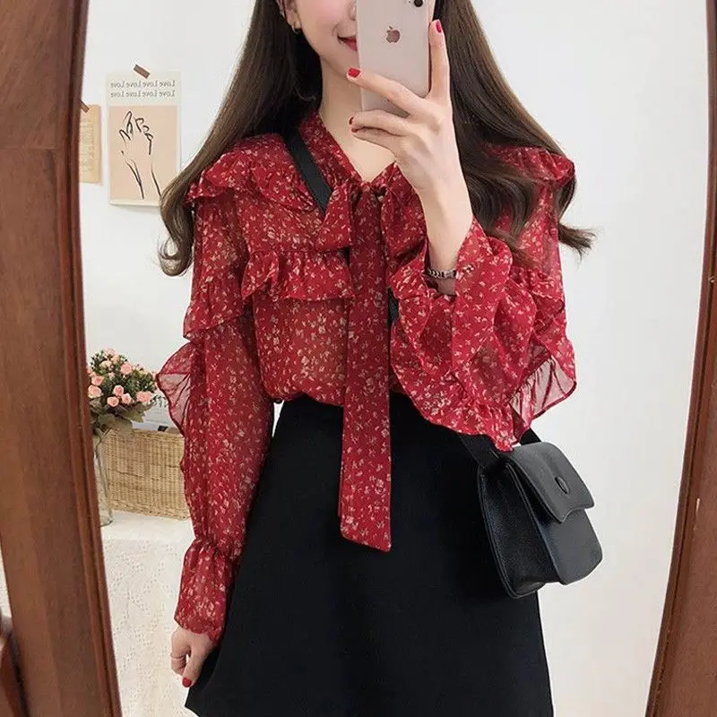 

Fashion Tops Women New Button Patchwork Printing Spring Bell Sleeve Floral Chiffon Shirt Loose Elegant Versatile All-match Shirt