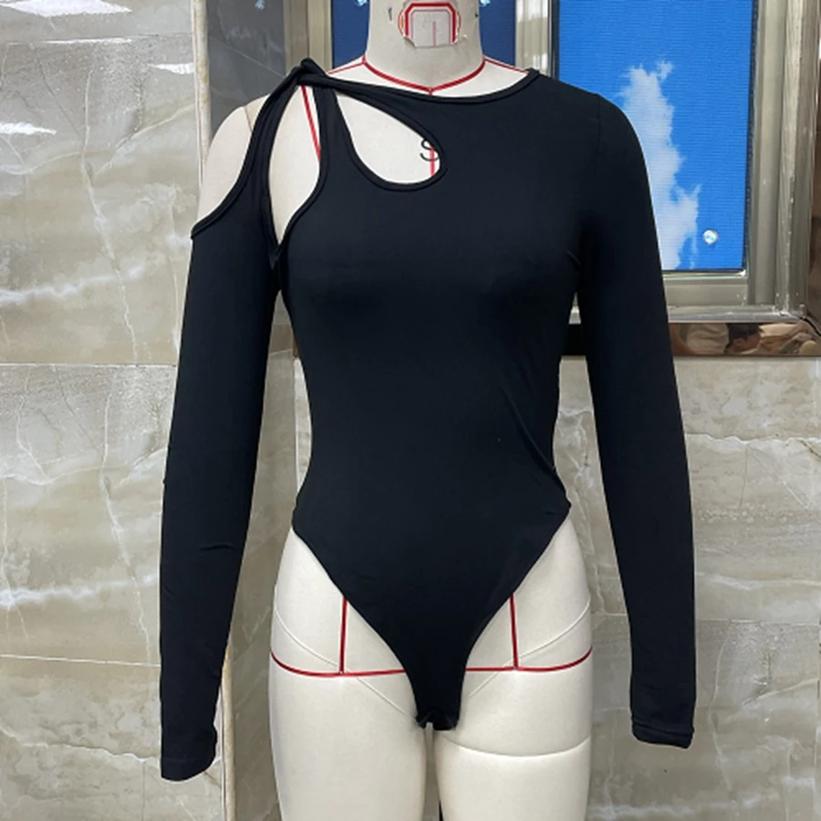 

Дизайнерский женский черный боди, стильный однотонный облегающий комбинезон с длинными рукавами и вырезами на весну/лето