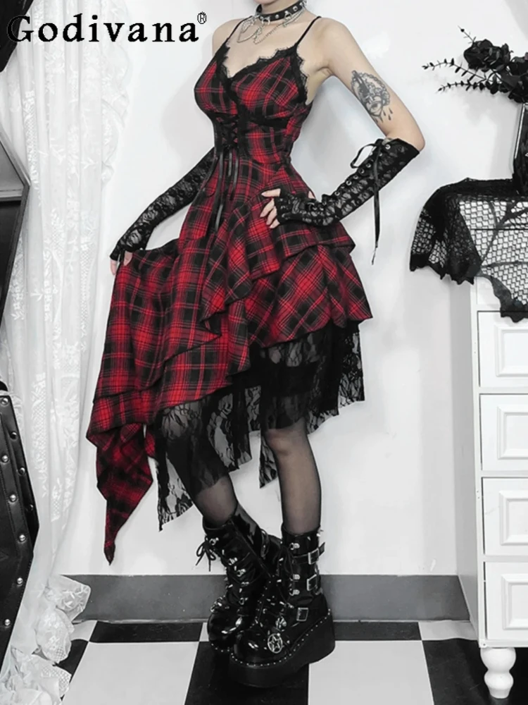 

Gothic Subculture Black Red Singing Irregular Vintage Christmas Dress Sexy Lace Splicing V-neck Lace-up Suspender Long Dresses