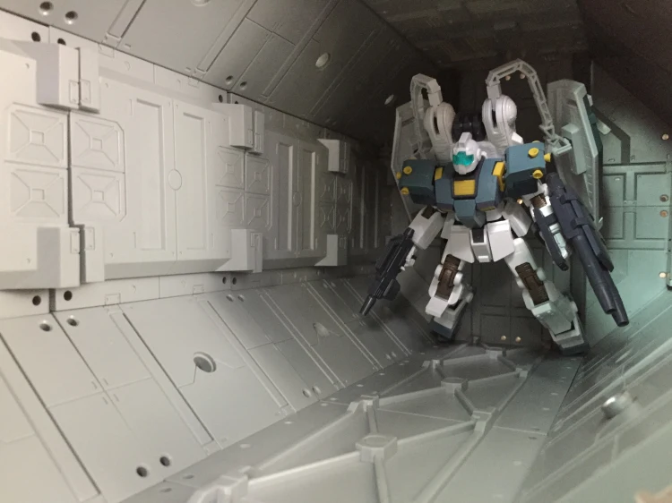 Multifunctional hangar determine the length of the assembly yourself MG HG Display