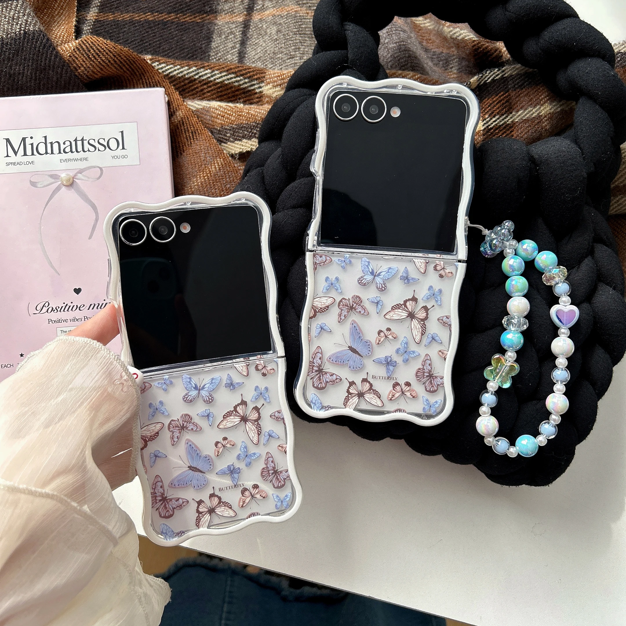 

Back Cover For Samsung Galaxy Z Flip 7 6 5 4 Case Blue Black Butterfly Bracelet Wristband Chain Soft Tpu Shockproof Phone Case