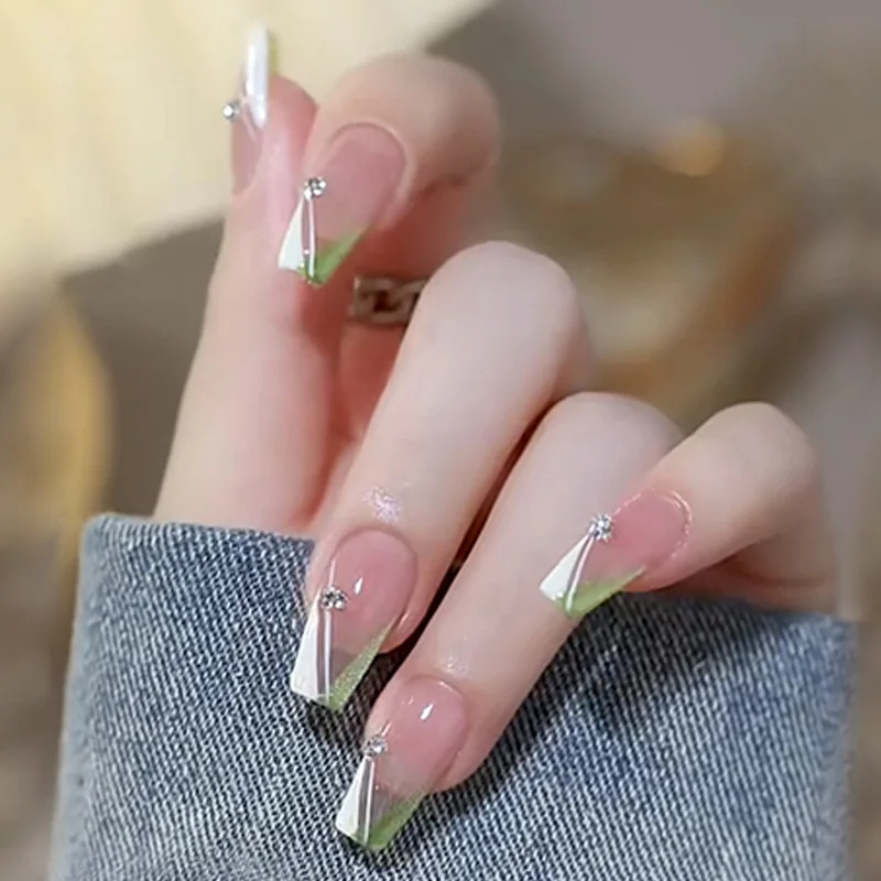 

Gradual change color shade short ballet wearing nail French edge shiny stack diamond finished wearing nail wholesale nail