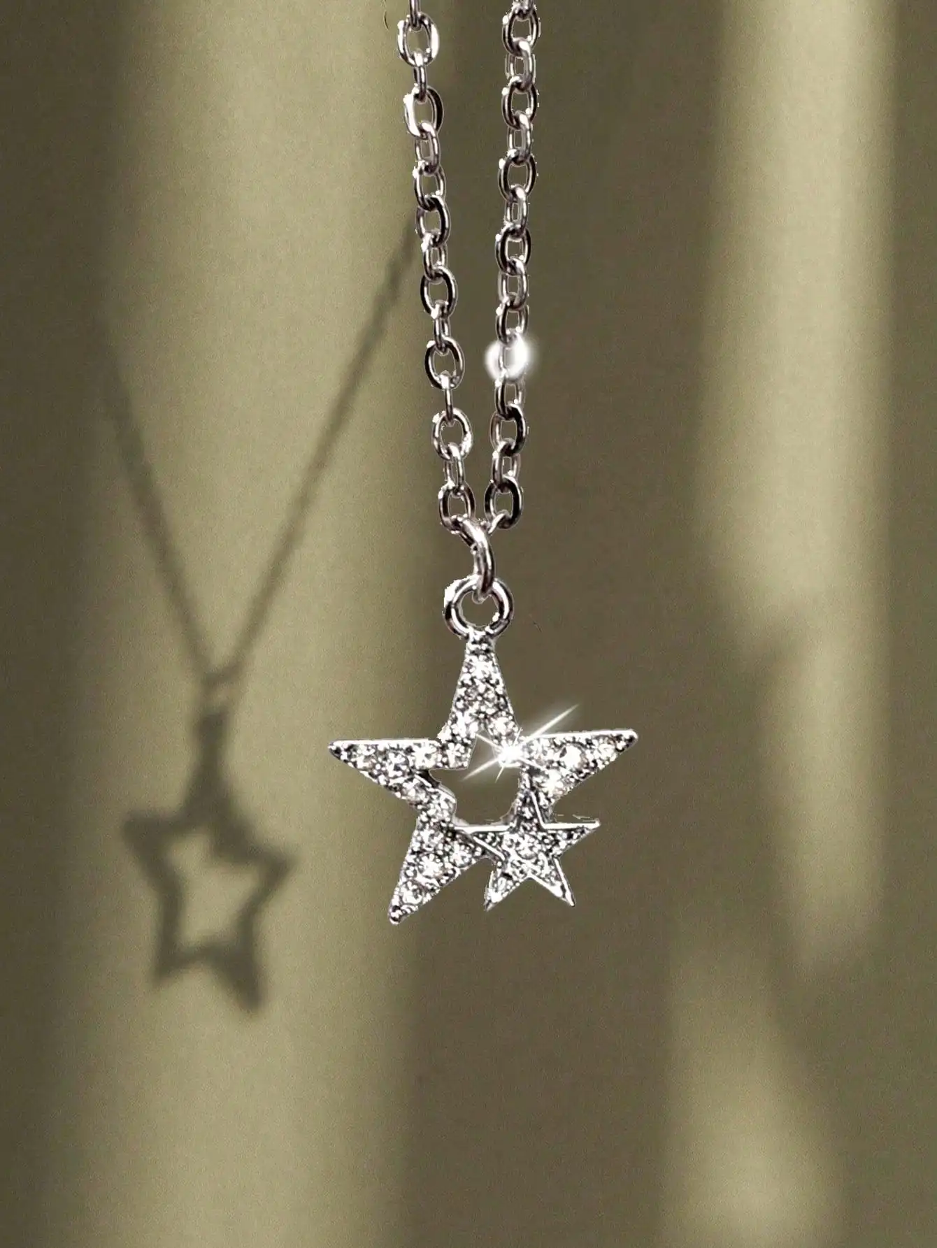 

Star Pendant Necklace with Rhinestones, Delicate Chain for Women, Perfect Gift for Mom, Valentine's Day or Friendship