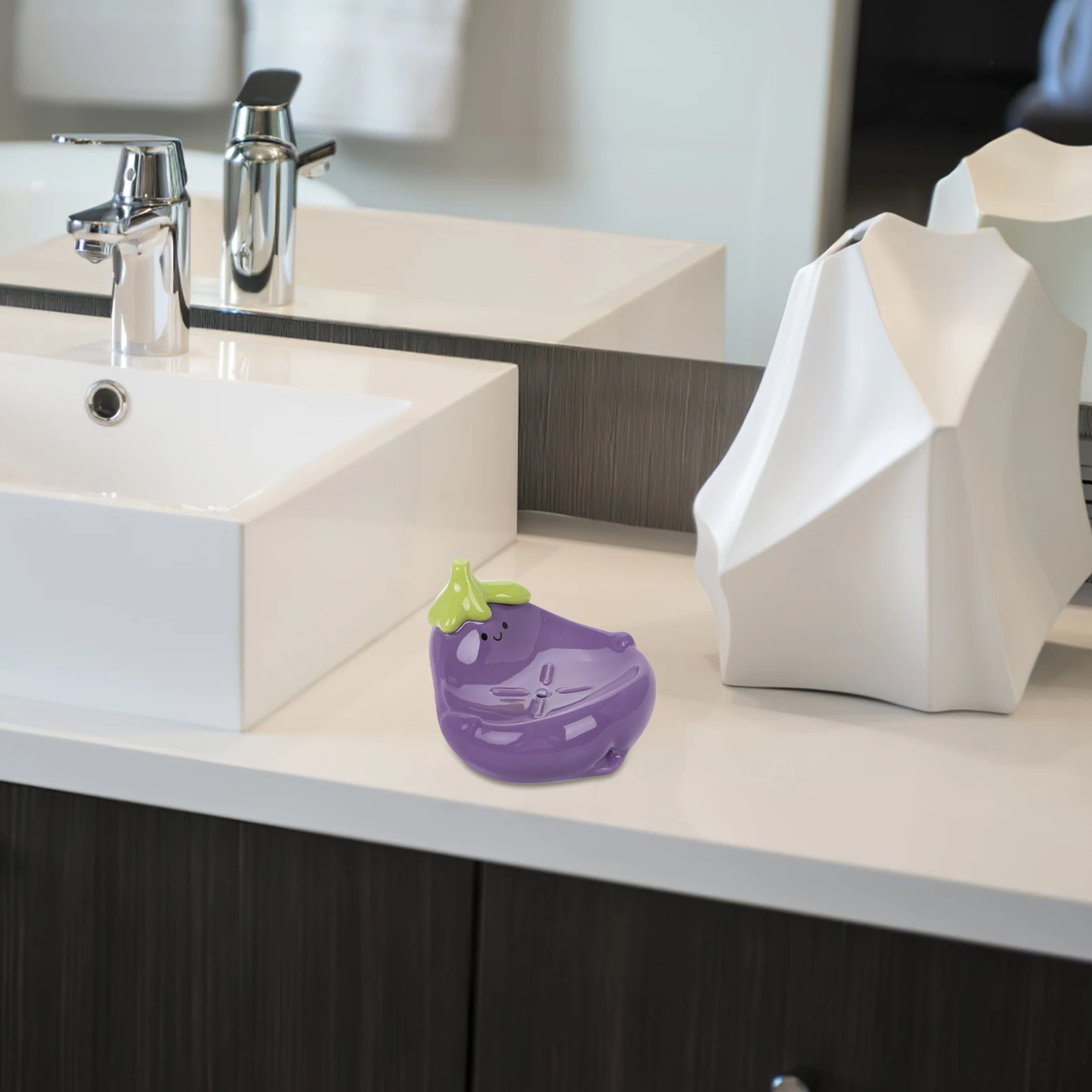 

Cute Ceramic Eggplant Shaped Dish Self Draining Holder For Bathroom Shower Sink Bar Soap Storage Tray Dish Container Travel Case
