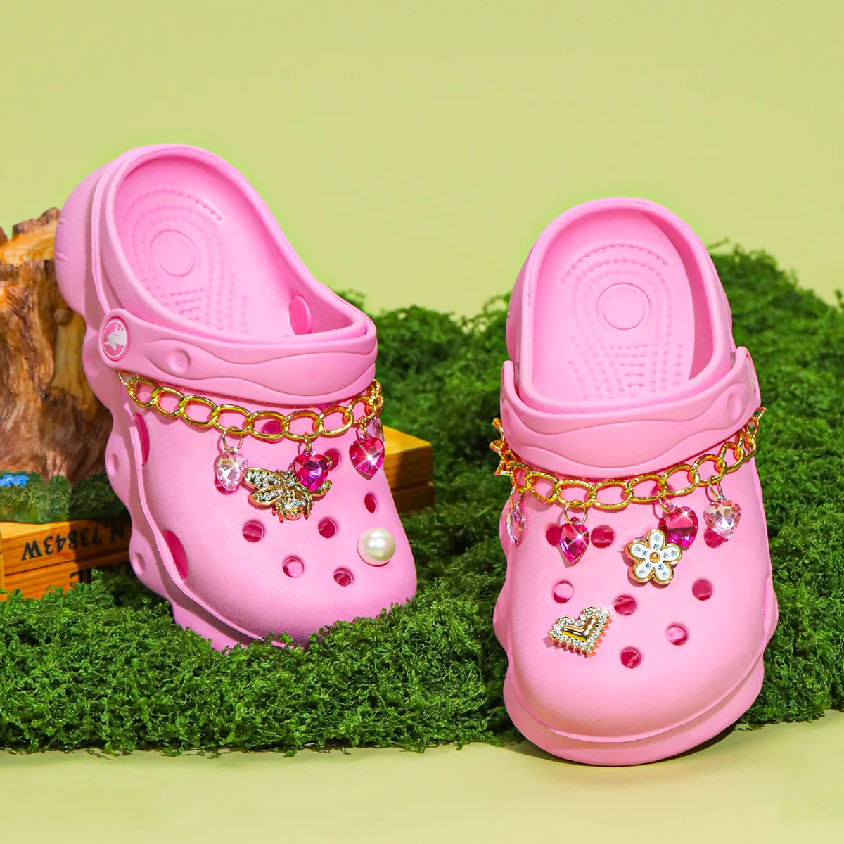 Kinder-Glitzer-Clogs, Leichte EVA-Gartenschuhe, Wasserdichte Rutschfeste Sandalen, Bequeme Slip-On Schuhe für Drinnen und Draußen 1214 – Detail 5