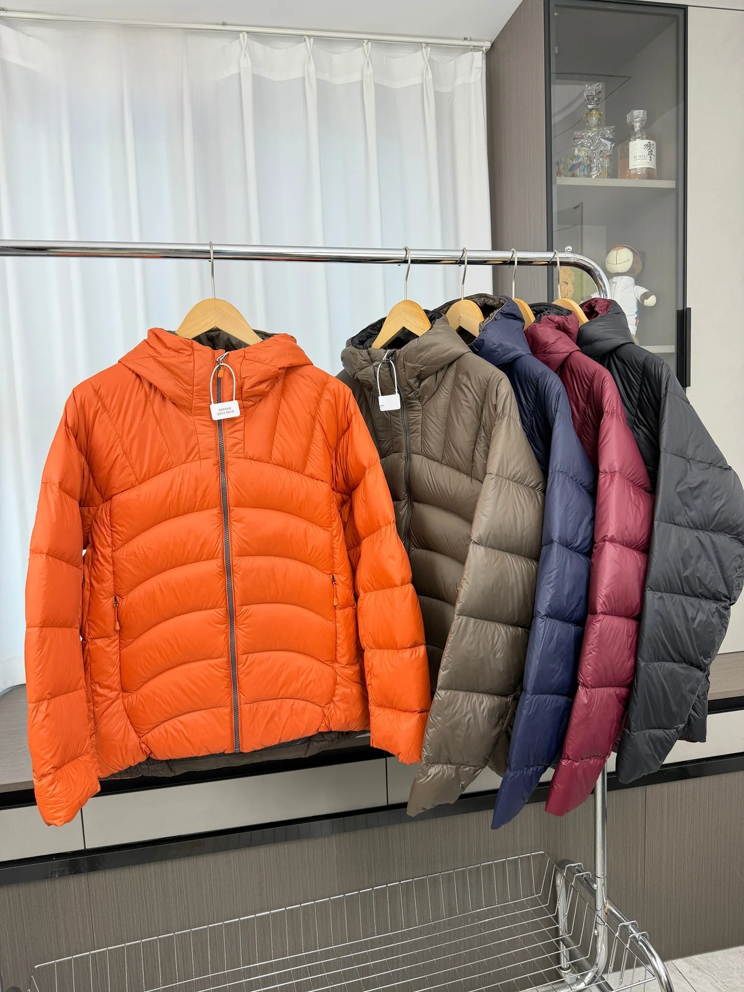 

Highly ular 90 Du down Puffer Jaet Men's Thiened Winter Coat with Hood Ultra Warm Outdoor Wear Loose Fit Zipper Closure