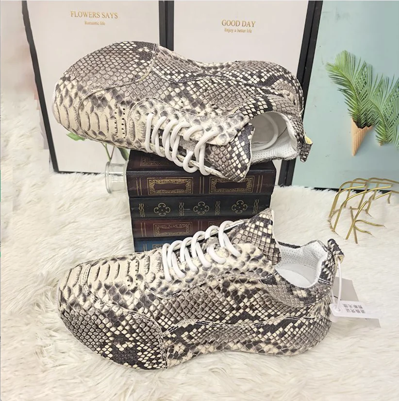 Golden Yellow color genuine python skin men shoe sneaker fashion leisure with cow skin lining oxford shoe boots