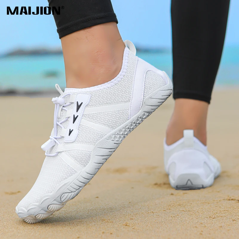 

Men's Breathable Quick Dry Water Shoes Women's Light Non-slip Aqua Shoes Adult Couple Wading Shoes for Surfing Diving Fishing