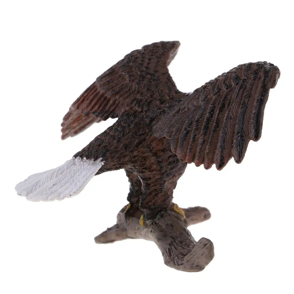 Home Table Desktop Decoration Realistic Eagle Animal Sculpture Plastic Bird Figure for Garden Lawn Outdoor