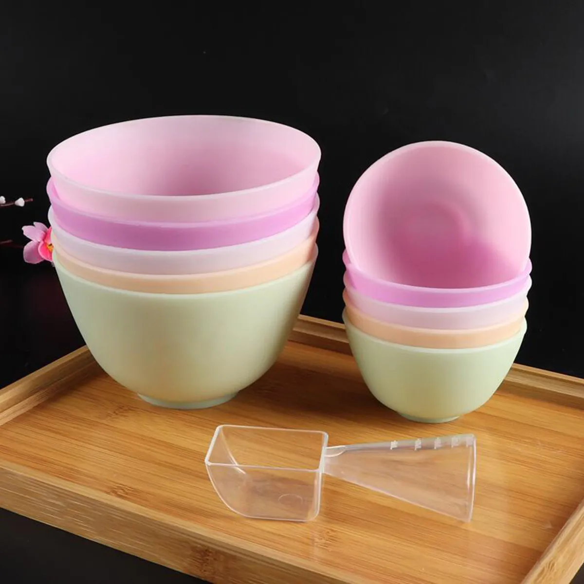 Home Use Odorless Anti-Drop Silicone Bowl 10.5x7cm Facial Mask Mixing Prep Measuring Bowl Flexible Non-Slip Microwave Safe