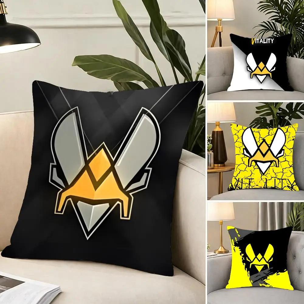 Esports Team Team Vitality Cushion Cover Portable floor cushion for travel Yoga Minimalist text 2way tricot