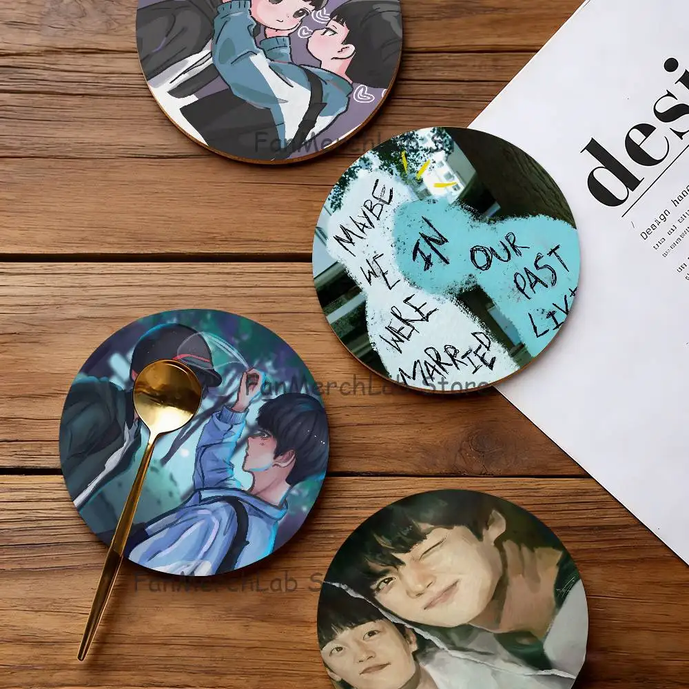 

Cute TV W-WeakS H-Hero Class Round Coaster Non-slip table mat Insulated Coasters Kitchen Dining Room Tabletop Decor