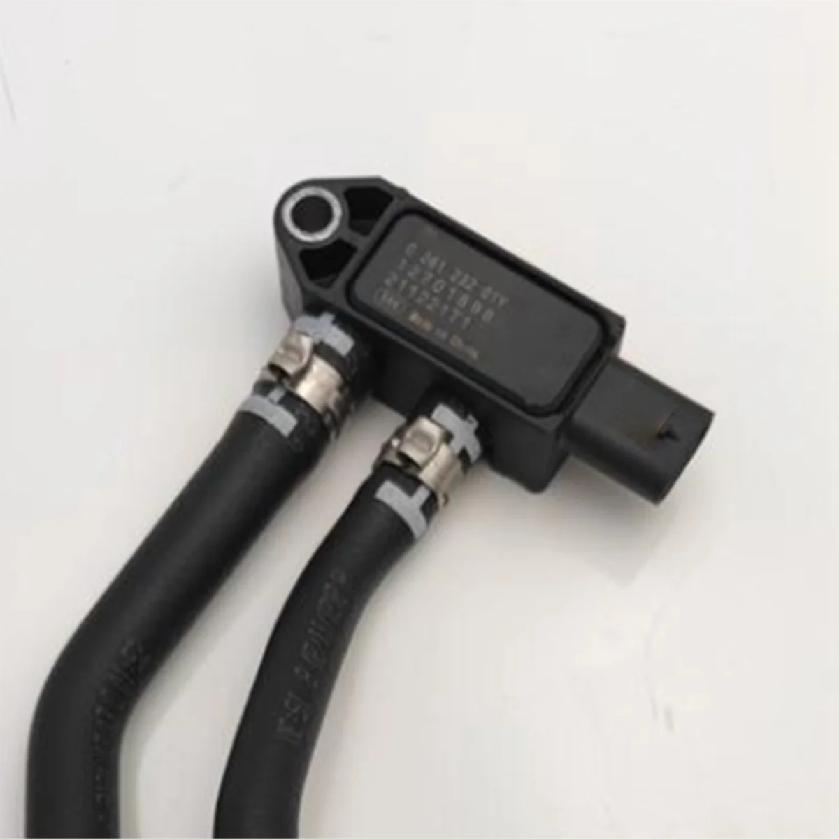 Car Exhaust Pressure Difference Sensor Intake Air Pressure Sensor 12701898 for Cadillac CT5 CT4 XT5 XT6